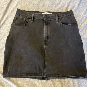 Levi’s Mile High Mini Skirt